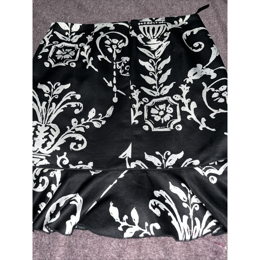 White House Black Market Pencil Skirt Womens Size 8 Floral Print Black & White - Picture 4 of 8